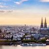 Kölns Skyline an einem schönen Sommerabend von Günter Albers