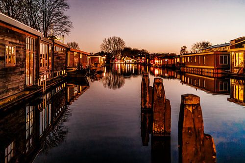 Stemmige lenteavond op de vaart
