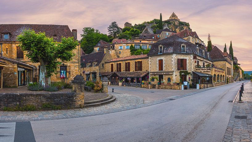 Sunrise in Beynac-et-Cazenac, France by Henk Meijer Photography