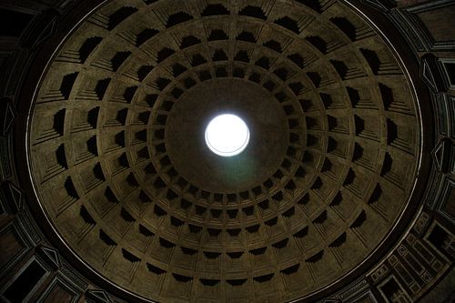 The dome of the Pantheon seen from the inside.