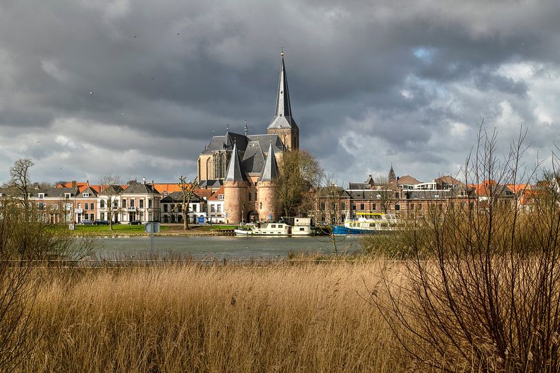 Kampen en front de ville avec Bovenkerk et Koornmarktspoort par Fotografie Ronald