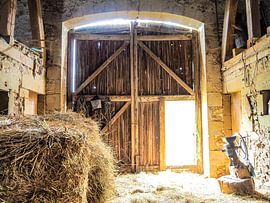 In the hay barn by Miriam Meijer, en pleine campagne.....
