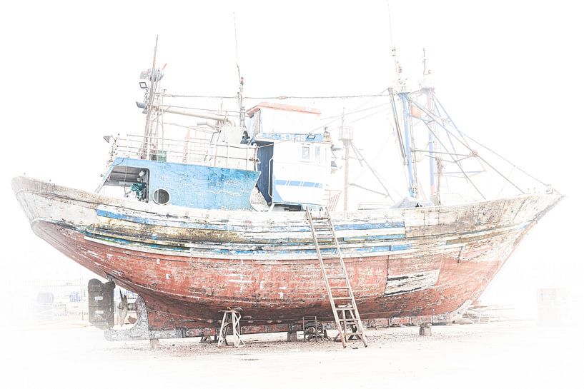 Old fishing boat in highkey by Guido Rooseleer