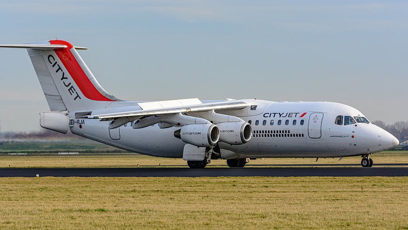 CityJet British Aerospace Avro RJ85 (146-RJ85). by Jaap van den Berg
