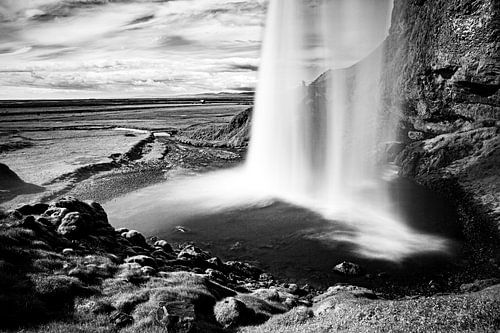 Seljalandsfoss Schwarz-Weiß - Blick in die Weite Islands