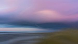 Lila Abendhimmel über der Nordsee