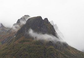 Dunkle Berge von Pauline Olsthoorn-Paul