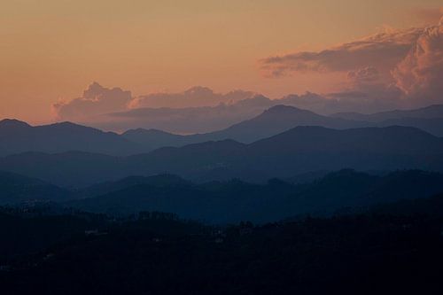 Ciel du soir au-dessus du parc national de Cinque Terre