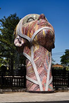 Statue géante en mosaïque au Vietnam sur Frank Photos