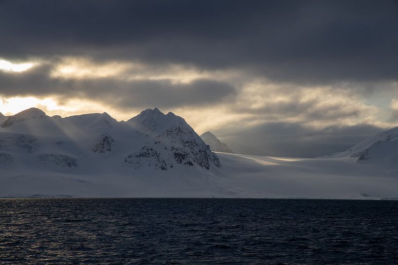 zonsondergang op Spitsbergen von Marieke Funke