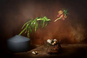 Stilleven met bloem en nest met eieren van Saskia Dingemans Awarded Photographer