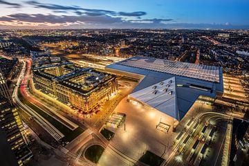 Hauptbahnhof abends von Prachtig Rotterdam