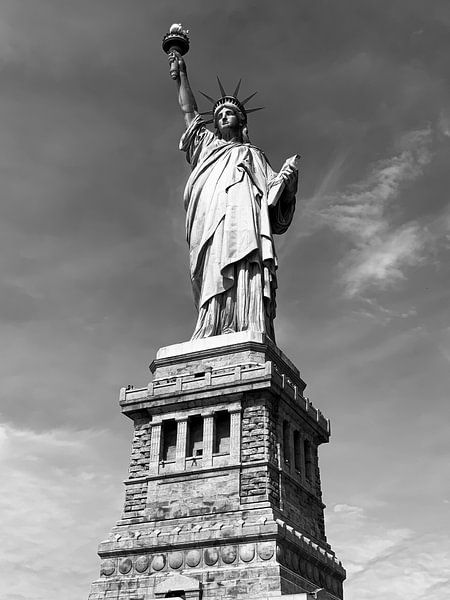 Statue of Liberty by Hello Pompoyo