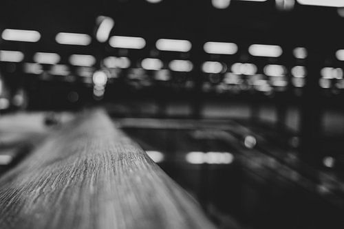 Between focus and oblivion by Dietmar Meinhardt