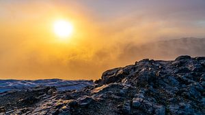 Sonnenaufgang auf dem Vichren-Gipfel in Bulgarien von Jessica Lokker