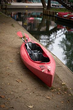 Canoeing in the Spreewald village of Lehde by Heiko Kueverling