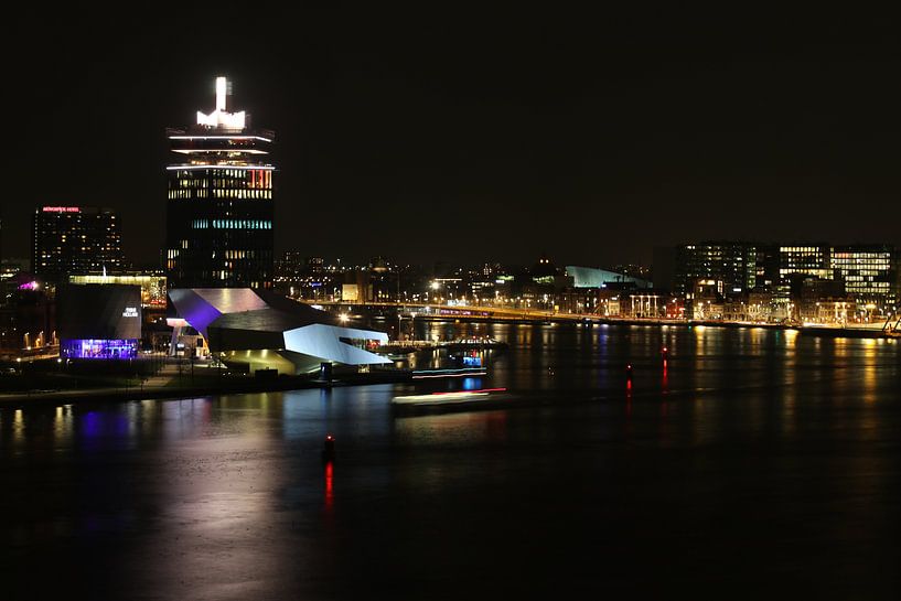 Amsterdam IJ met A'dam toren en Eye by Alex Gibbs