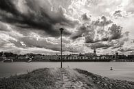 Wolken boven Nijmegen van Maerten Prins thumbnail