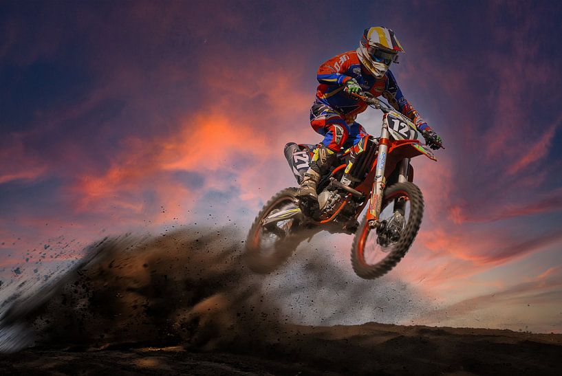 Motocross au coucher du soleil par Tejo Coen