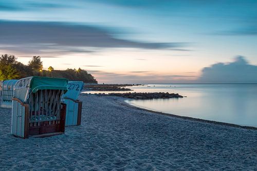 Evening silence by the sea