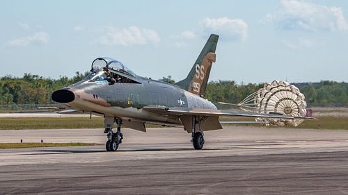 North American TF-100F Super Sabre.