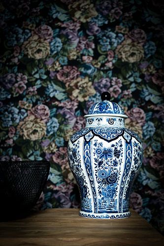 Vie silencieuse en bleu de Delft