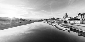 Black and white photography Dresden at sunrise by Werner Dieterich