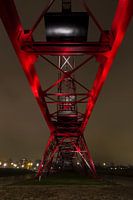 Kraanbaan bij nacht