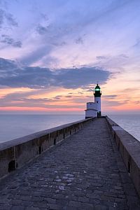 De vuurtoren van Le Tréport bij schemering - Mooi Nornandie