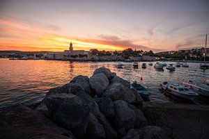 Panorama am abend der Altstadt von Krk