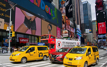 New York mit gelben Taxis am Times Square