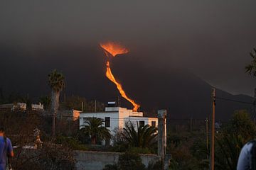 Volcano behind house by Michael Köhler