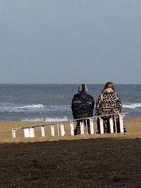 Staring at the sea von Jolanda Jouvenaar