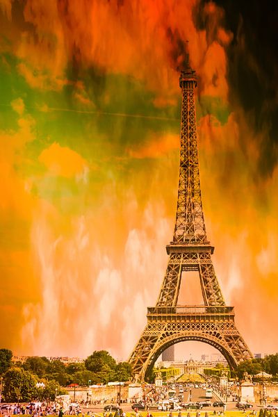 Paris in flames by Günter Albers