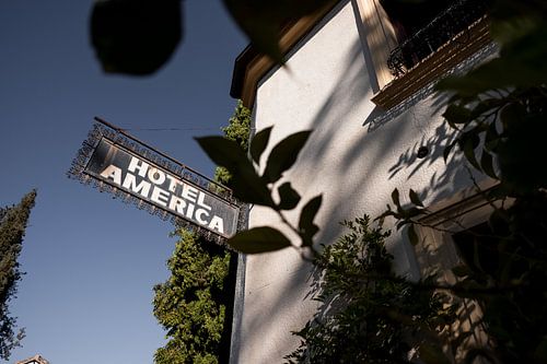 Hotel America by Jasper Verolme