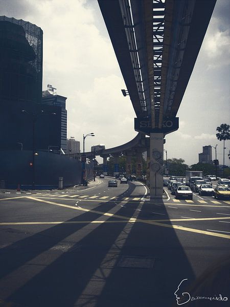 Streets of Kuala Lumpur van Guido Heijnen