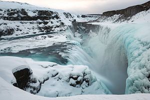 Gullfoss in winterkleding van Gerry van Roosmalen