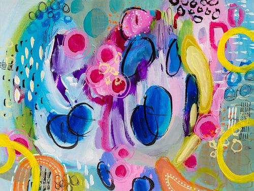 Owl on the wall by QEIMOY