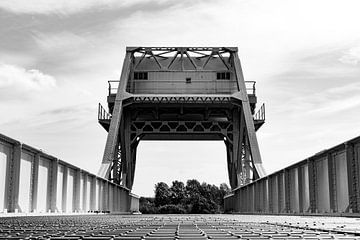 Pegasus-Brücke, Benouville, Calvados, Frankreich von Robbert De Reus