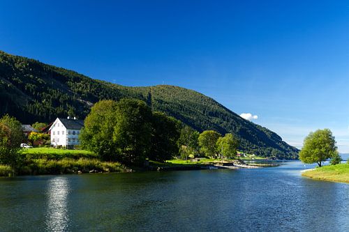 Landschaftsidylle am Eidfjord von Anja B. Schäfer