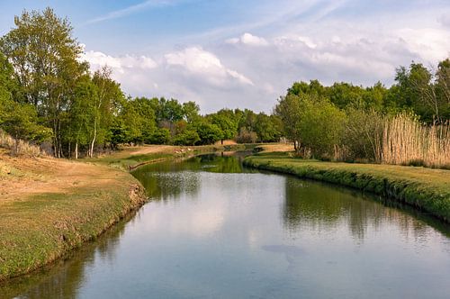 Parc aquatique rustique en AWD à la lumière du soir
