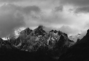 Mauvais temps dans les Alpes (Noir et Blanc)