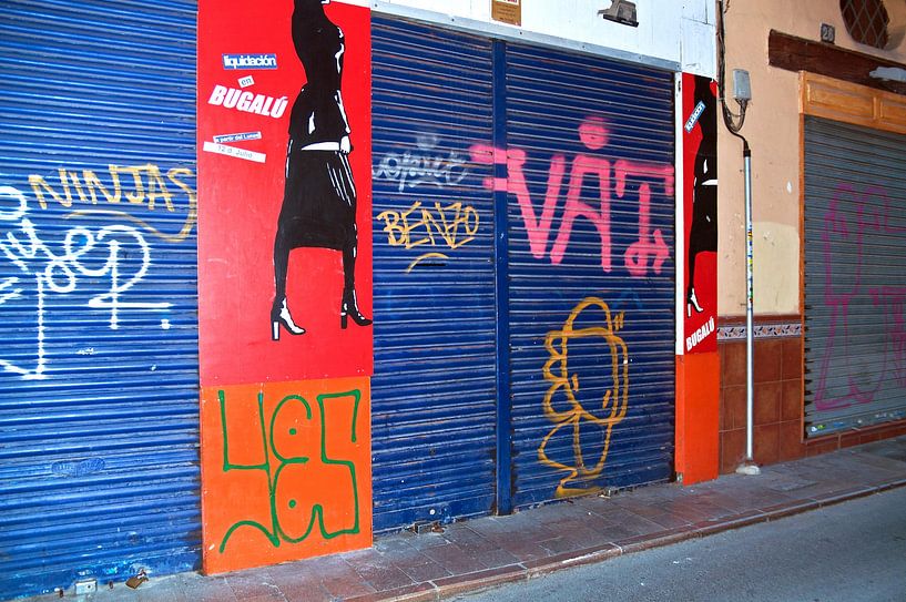 Reclame en graffitikunst in Valencia van Silva Wischeropp