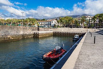 Blick auf die Stadt Funchal auf der Insel Madeira