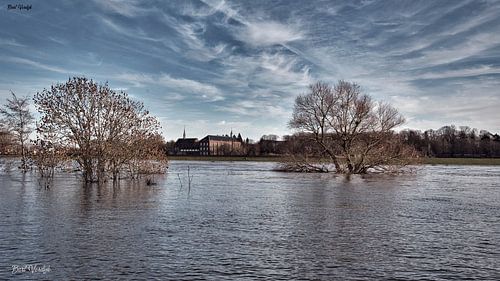 Meuse out of its banks