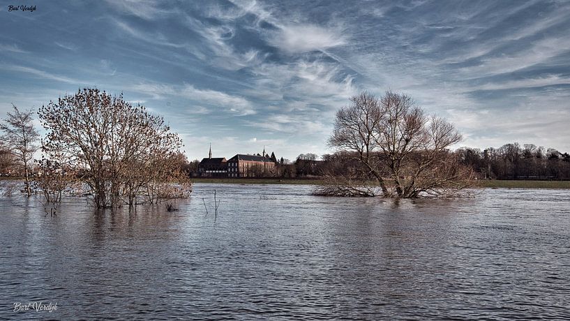 Meuse out of its banks by Bart Verdijk