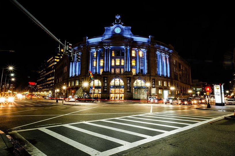 Boston by Hello Pompoyo