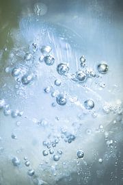Ice bubbles in Ice in light blue colours by Nanda Bussers