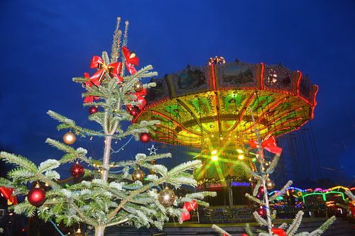 Kettenkarussell und Tannenbaum