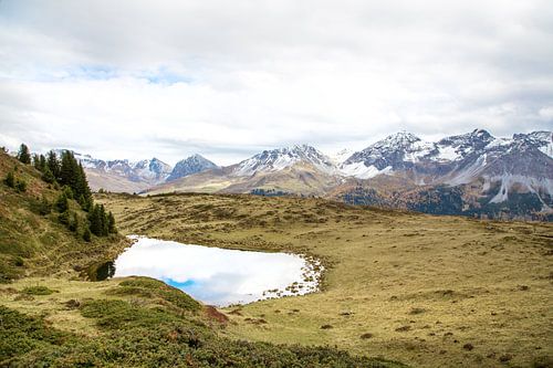 paysage de montagne Arosa, Suisse sur Marieke Vroom